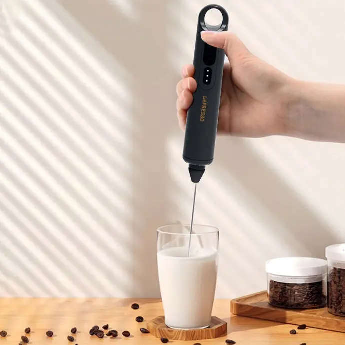 فروشگاه آنلاین نخلینو   - همزن و فوم ساز شارژی لپرسو LEPRESSO MILK FROTHER